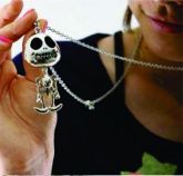 Colar esqueleto